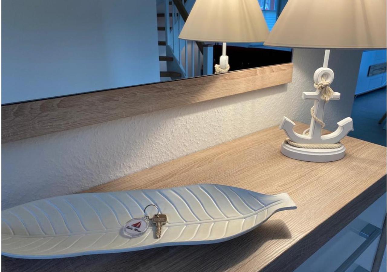 Modernes Reetdach-Ostseeferienhaus Bella Mare, Insel Usedom Mit Sauna, Kamin & Sonnenterrasse Zirchow エクステリア 写真