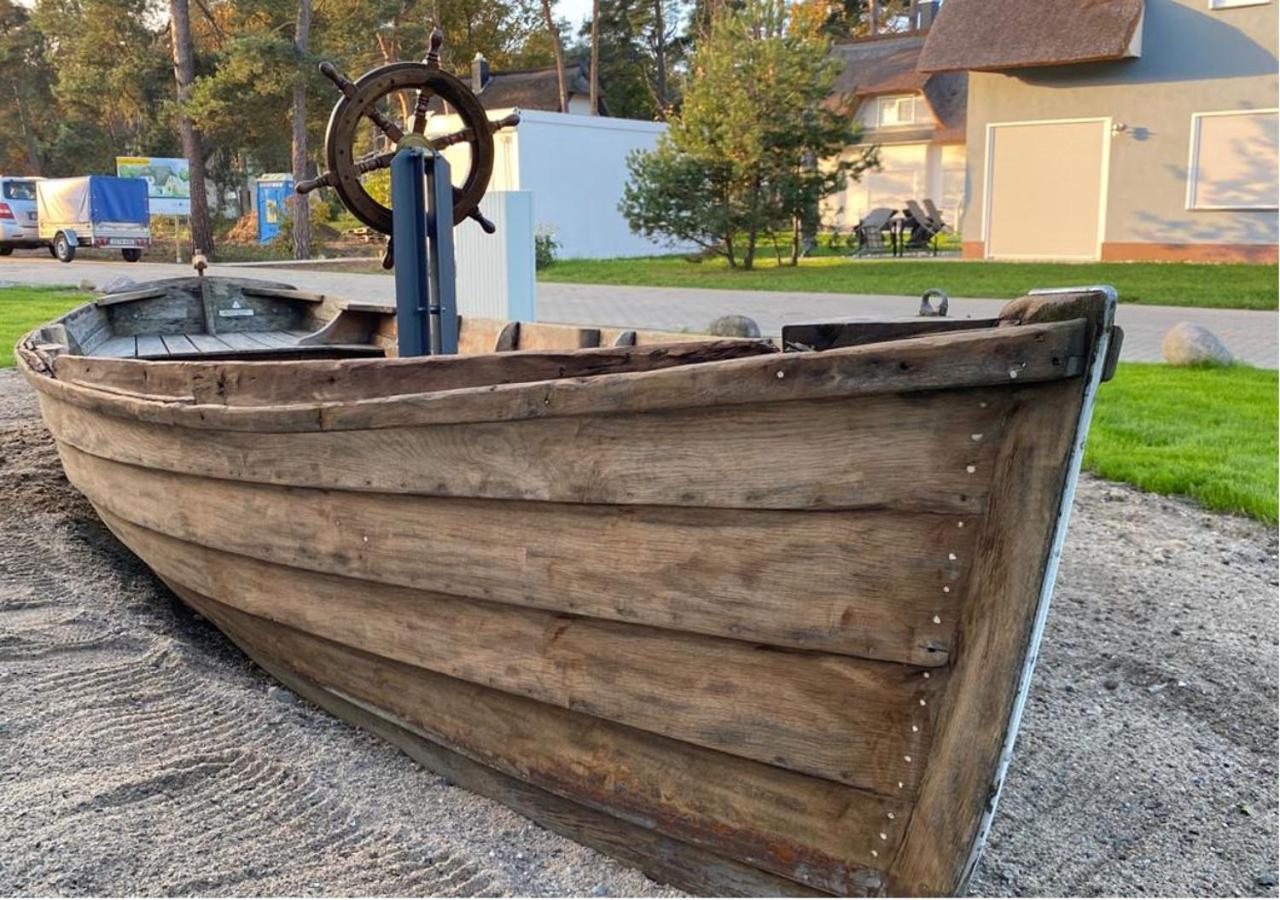 Modernes Reetdach-Ostseeferienhaus Bella Mare, Insel Usedom Mit Sauna, Kamin & Sonnenterrasse Zirchow エクステリア 写真